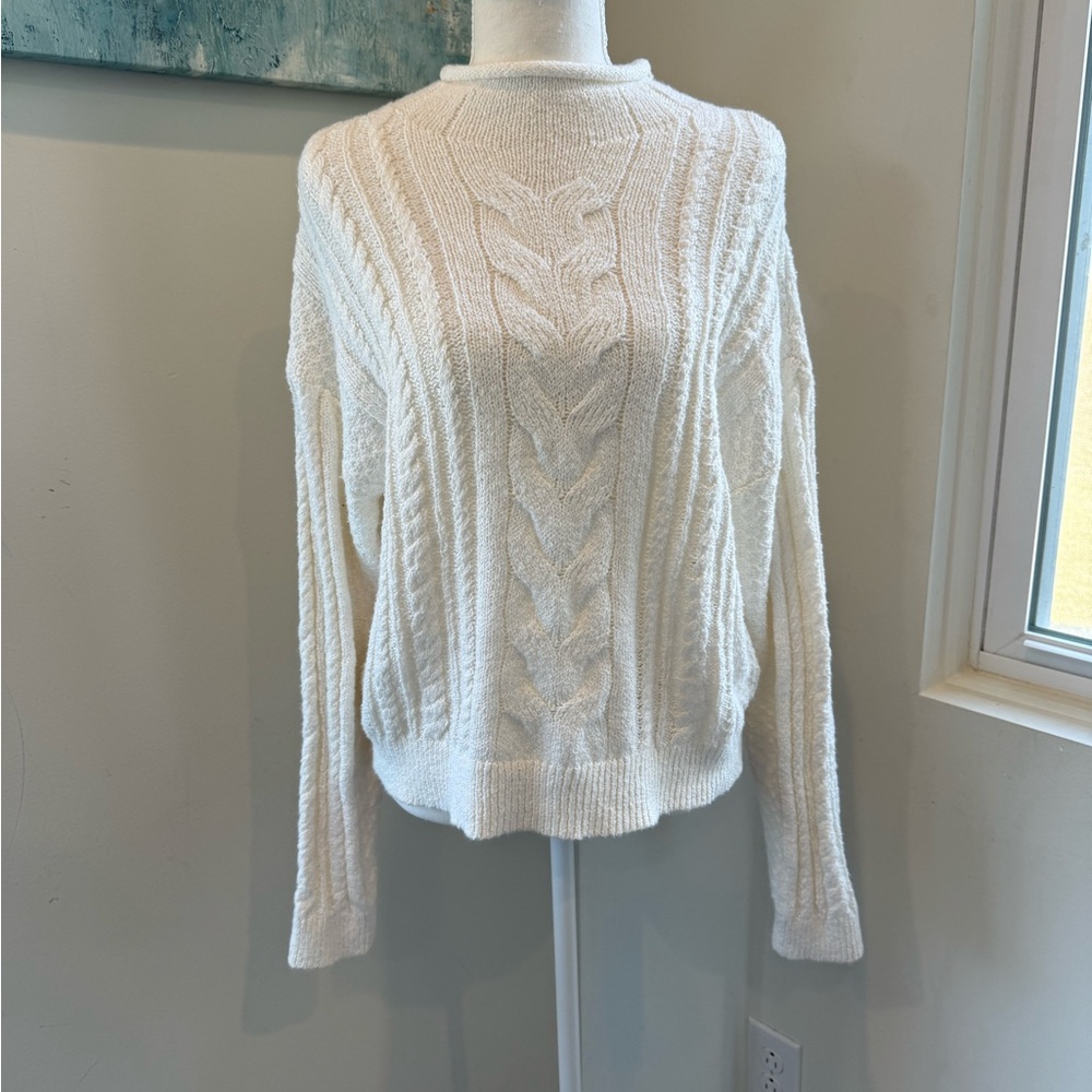 J. Crew Ivory Cable Knit Sweater Size Medium